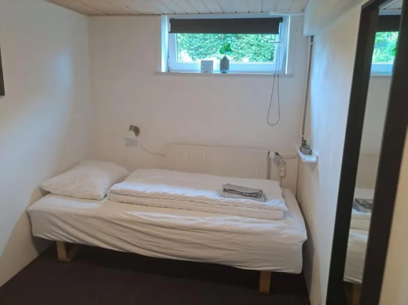 Billede 6 af Centralt beliggende hyggeligt byhus med 8 sovepladser 130m2 med pejs