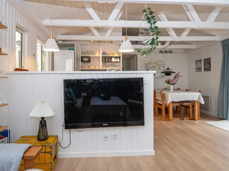 Billede 10 af 6 Person Holiday Home in Glesborg