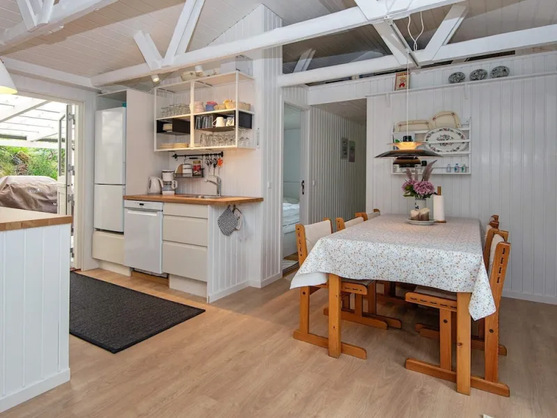 Billede 11 af 6 Person Holiday Home in Glesborg
