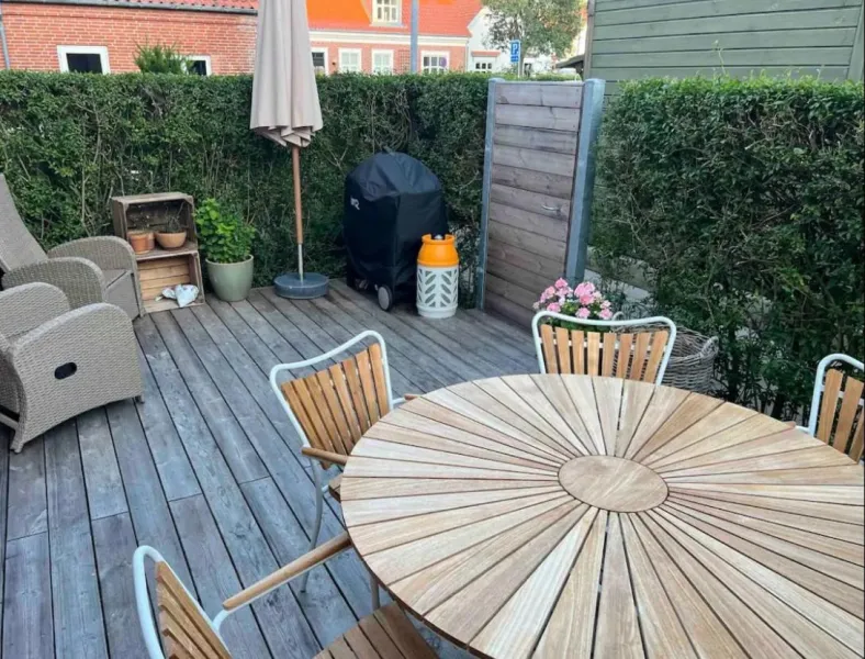 Midt i Ringkøbing centrum tæt på fjord og by