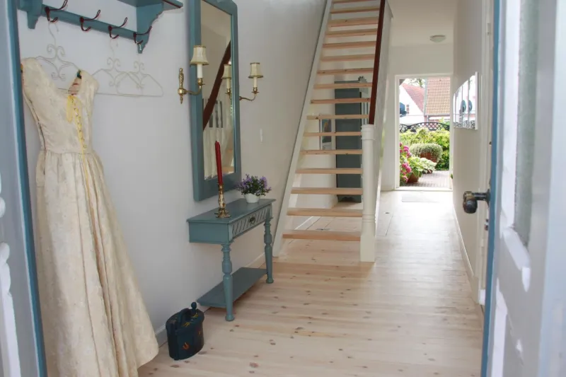Apartment 4