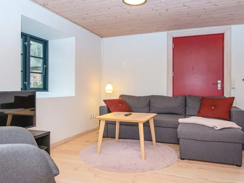 Billede 2 af 6 Person Holiday Home in Glesborg