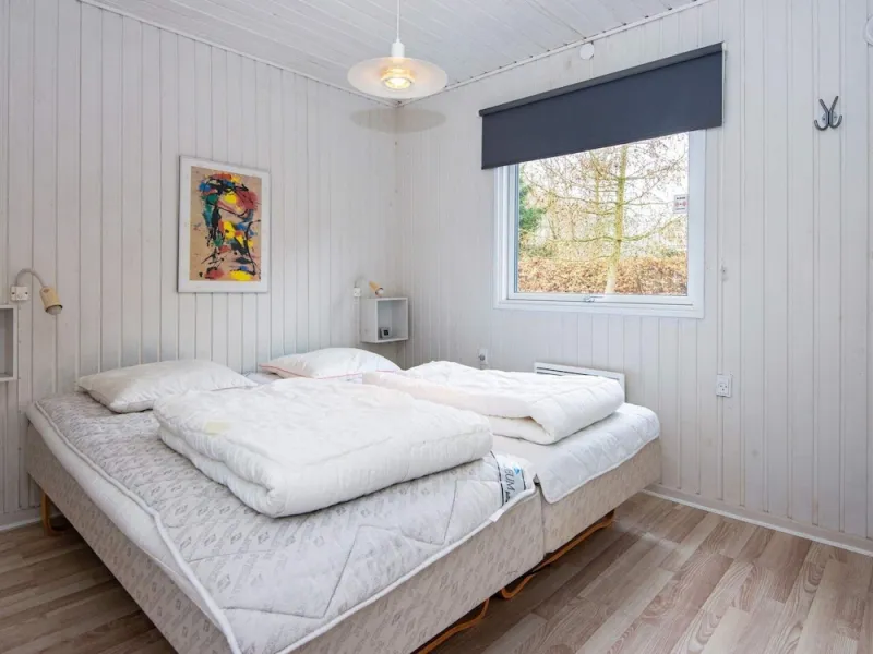 Billede 2 af 8 Person Holiday Home in Glesborg