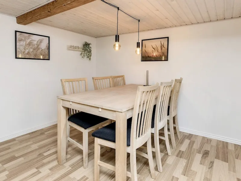 Billede 6 af 6 Person Holiday Home in Idestrup
