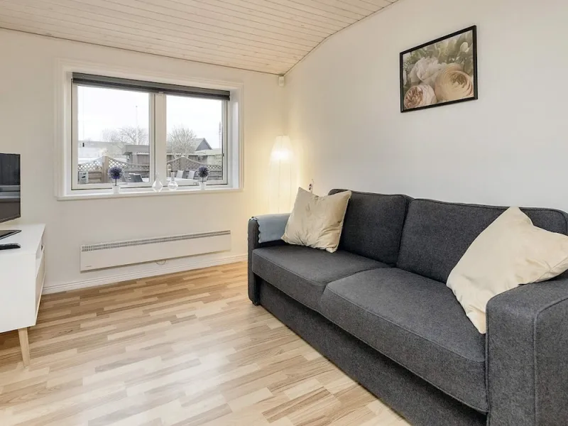 Billede 16 af 6 Person Holiday Home in Idestrup