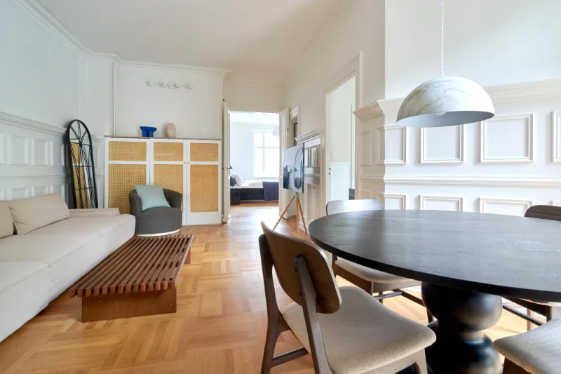 Billede 8 af Spacious 3 Bedroom Manor Flat Next to Tivoli