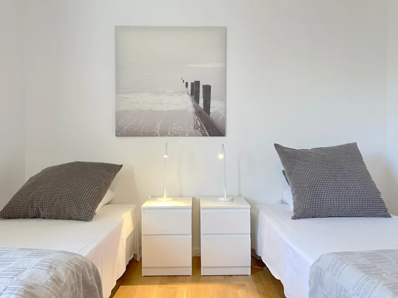 Billede 6 af 3 Bedroom Apartment At Margretheholmsvej With Balcony Near The Opera House And The City Center 2