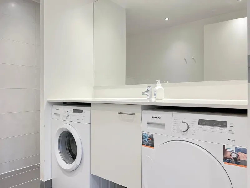 Billede 40 af 3 Bedroom Apartment At Margretheholmsvej With Balcony Near The Opera House And The City Center 2