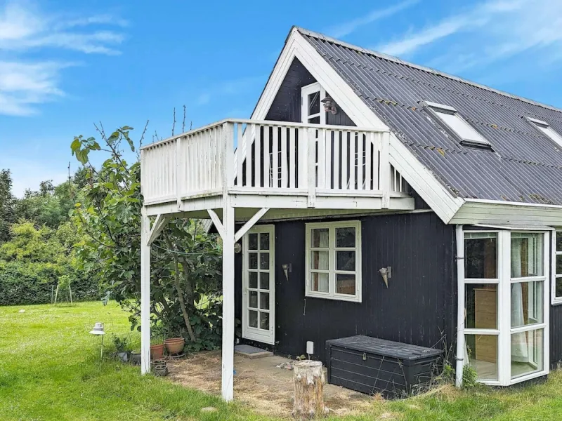 6 Person Holiday Home in Tranekaer