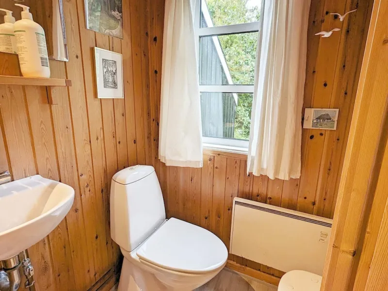 Billede 6 af 6 Person Holiday Home in Tranekaer