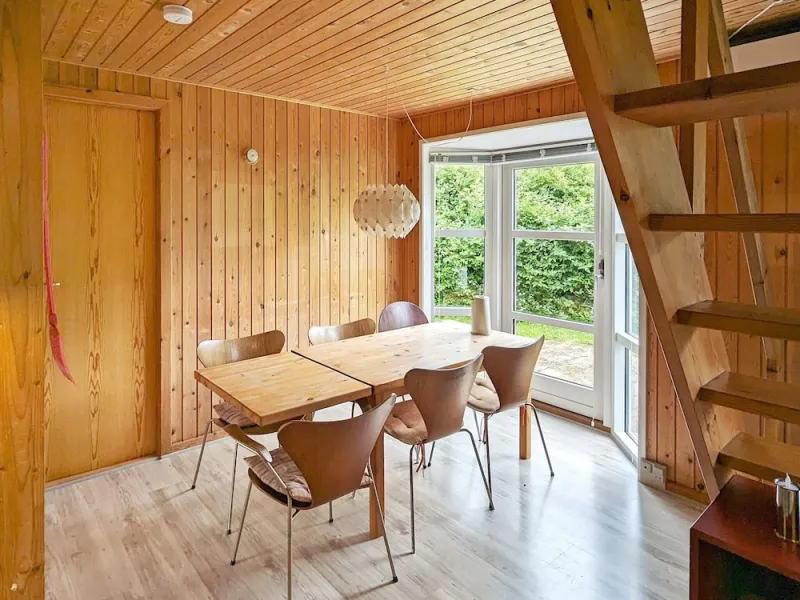 Billede 10 af 6 Person Holiday Home in Tranekaer