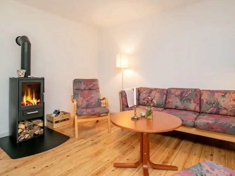 Billede 2 af 6 Person Holiday Home in Tranekaer
