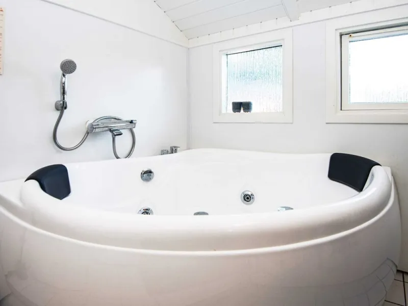 Billede 9 af 8 Person Holiday Home in Juelsminde