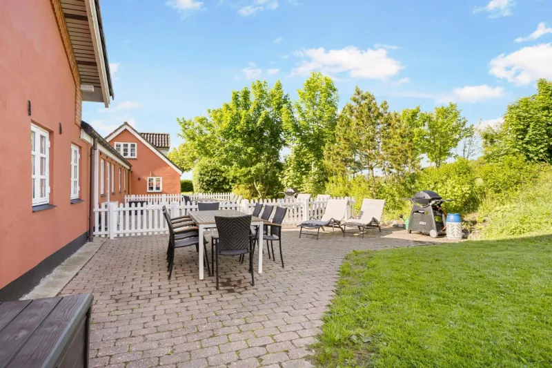 Billede 45 af Holiday Cottage Coziness And Activities For 18 People