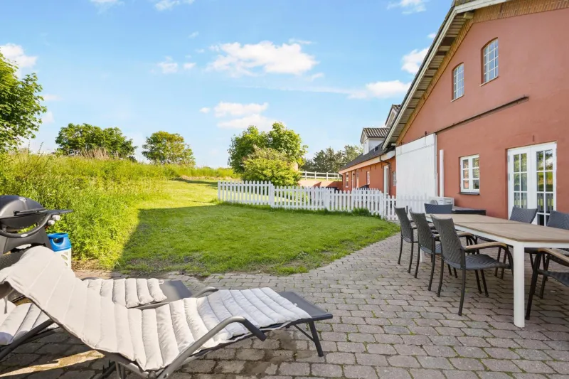 Billede 60 af Holiday Cottage Coziness And Activities For 18 People
