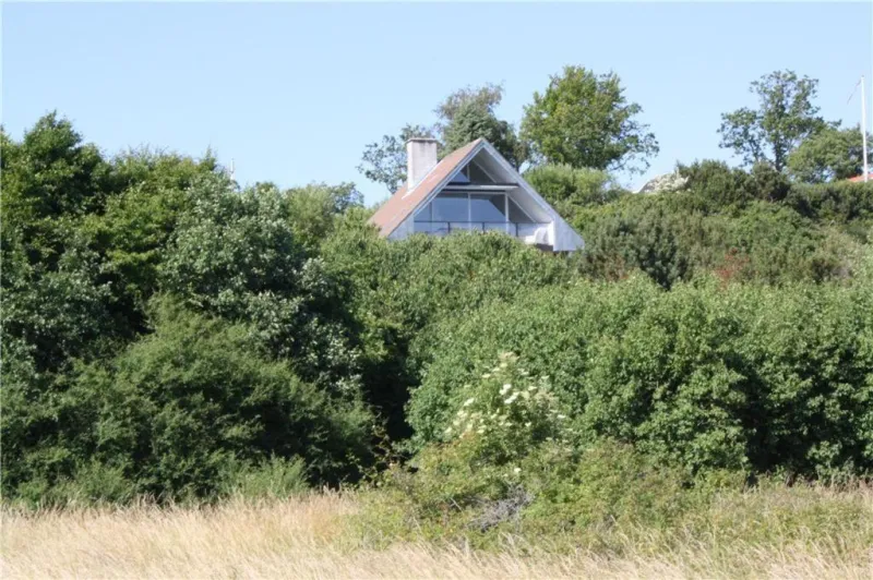 Awesome Home In Ebeltoft With 4 Bedrooms And Internet