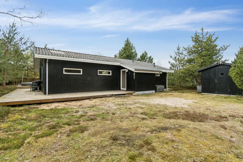 Unique, Fully Renovated Cottage In Nature!