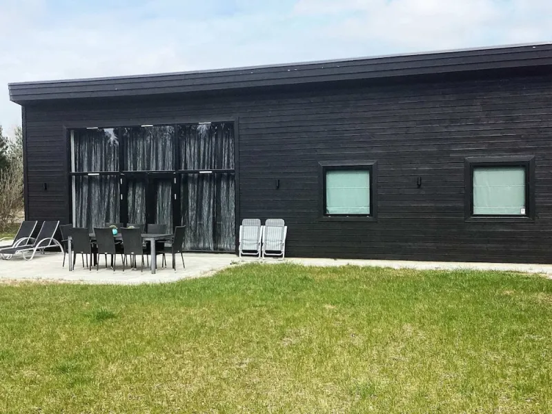 Billede 2 af 8 Person Holiday Home in Vaeggerlose