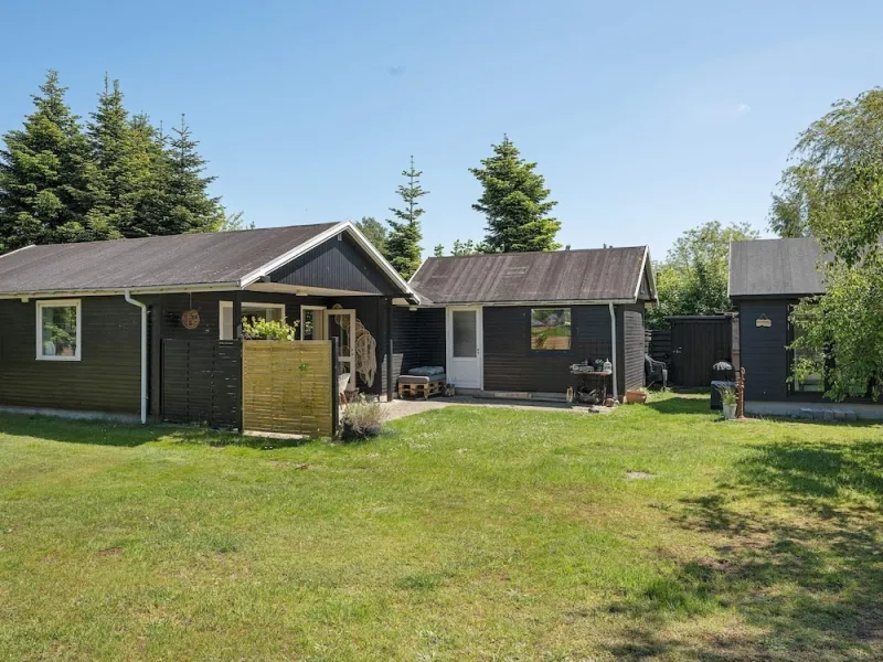 5 Person Holiday Home in Vaeggerlose