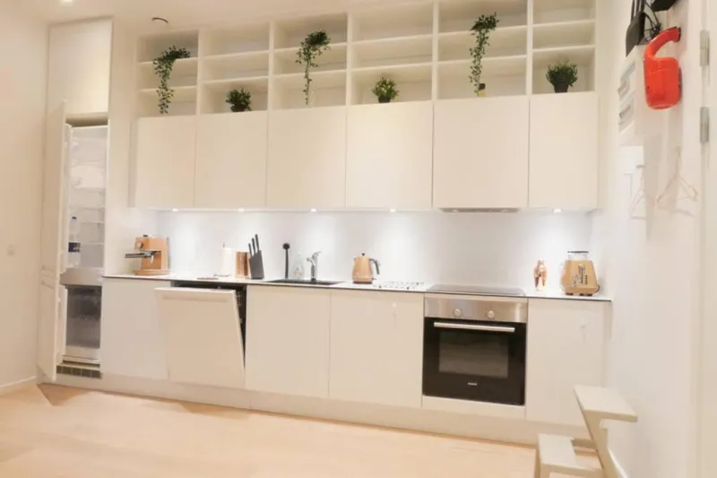 Billede 2 af Exquisite apartment, most convenient location, Apt 5.