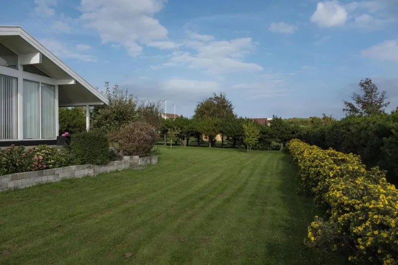 Billede 3 af Cozy Holiday Home With Sea View Ideal Getaway Near Ebeltoft