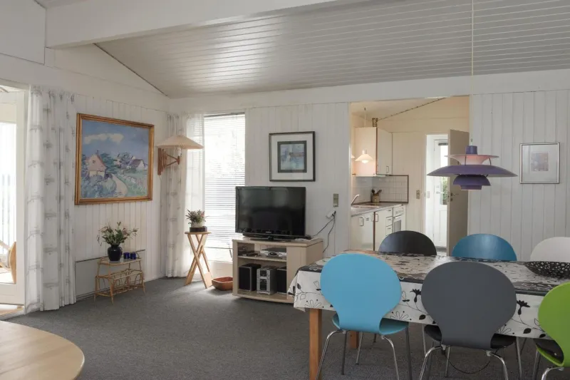 Billede 10 af Cozy Holiday Home With Sea View Ideal Getaway Near Ebeltoft