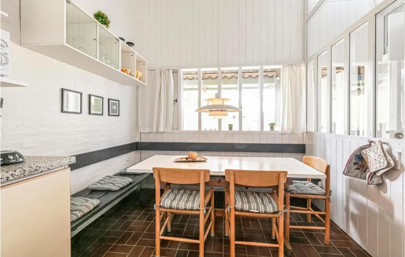 Billede 4 af 2 Bedroom Lovely Apartment In Allinge