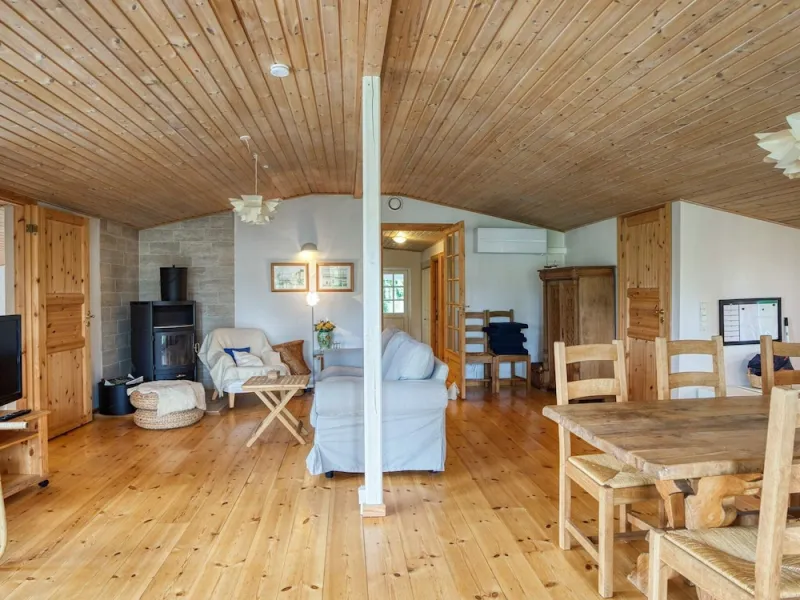 Billede 2 af 8 Person Holiday Home in Tisvildeleje