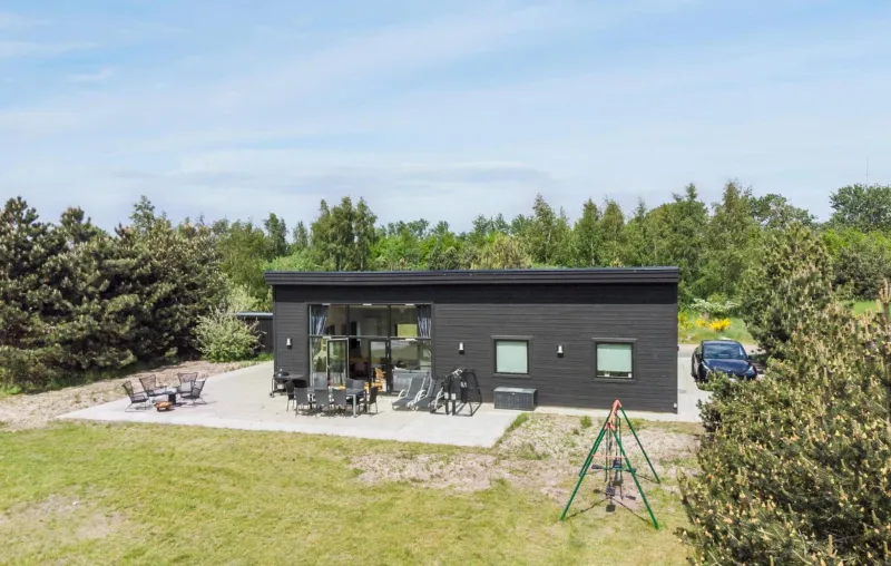 4 Bedroom Lovely Home In Væggerløse