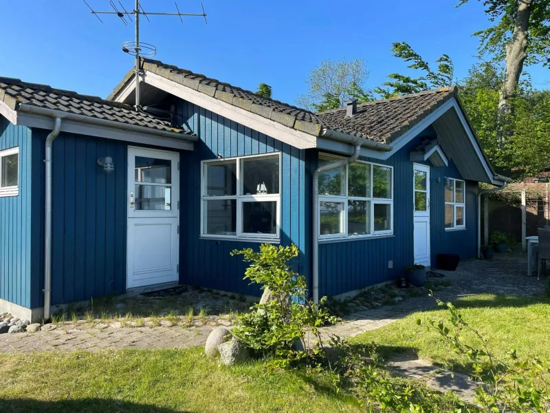 House Near Sea And Forest In Lundeborg