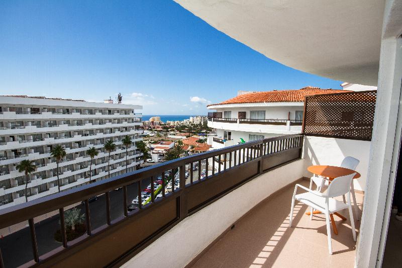 Servatur Waikiki