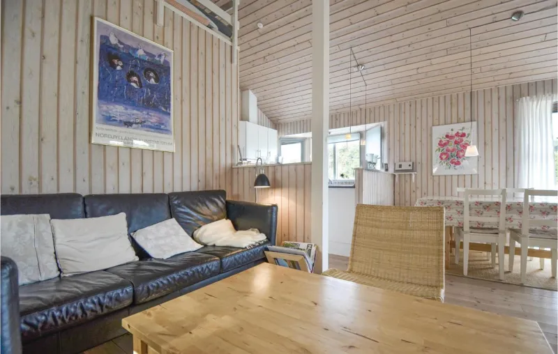 Billede 14 af Beautiful Home In Ebeltoft With Sauna