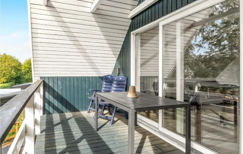 Billede 2 af Amazing Home In Glesborg With Sauna