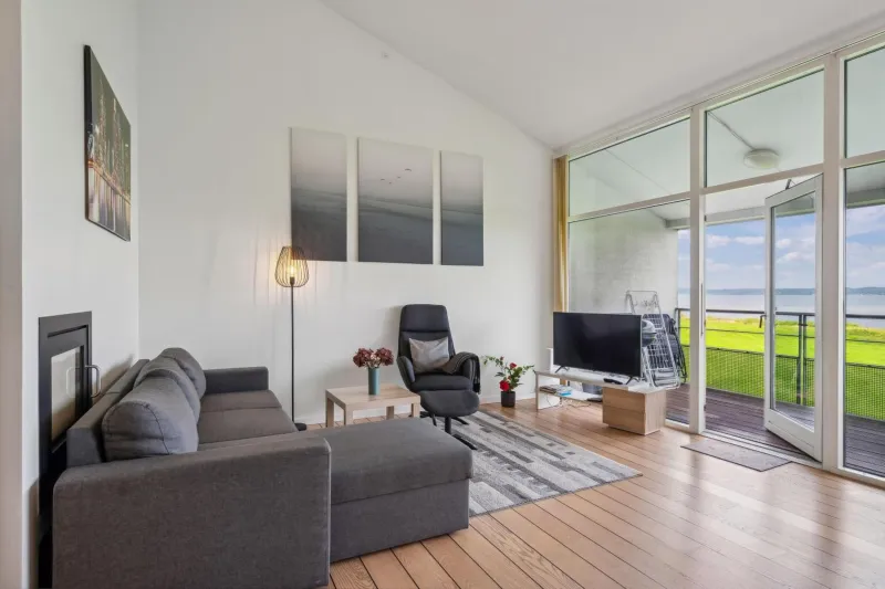 Billede 8 af Beautiful Holiday Apartment With Panoramic Views Over Ebeltoft Vig And The Mols Hills,