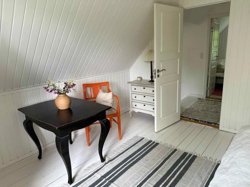 Billede 16 af Cozy Thatched Cottage With Modern Décor