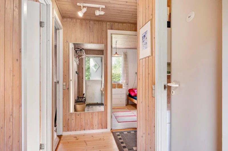 Billede 8 af Well-Maintained Holiday Home Close To Beautiful Swimming Beach
