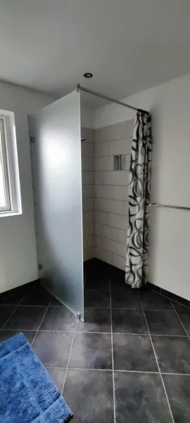 Hyggeligt værelse med lækkert badeværelse photo 5