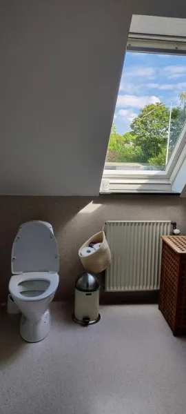 Hyggeligt værelse med lækkert badeværelse photo 13