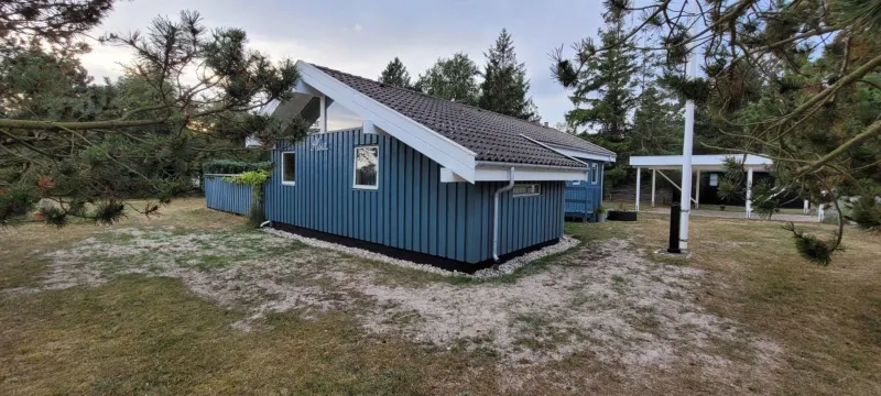 Billede 2 af Charming Cottage In Second Row Near Lovely Beach