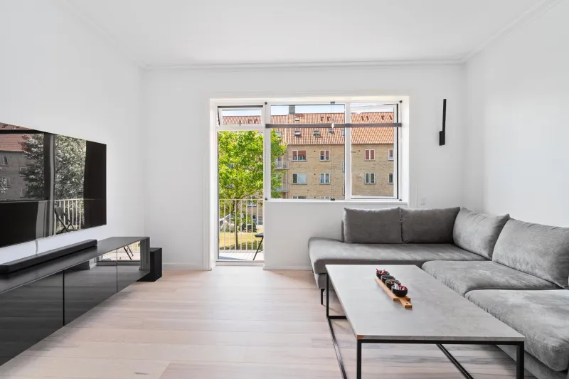 Modern Central Located Apartment