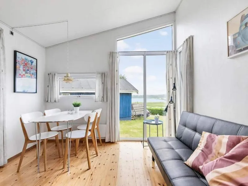 Billede 2 af 4 Star Holiday Home in Vipperod