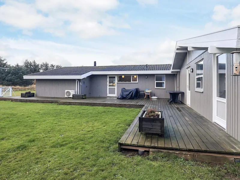 Billede 12 af 4 Star Holiday Home in Lokken
