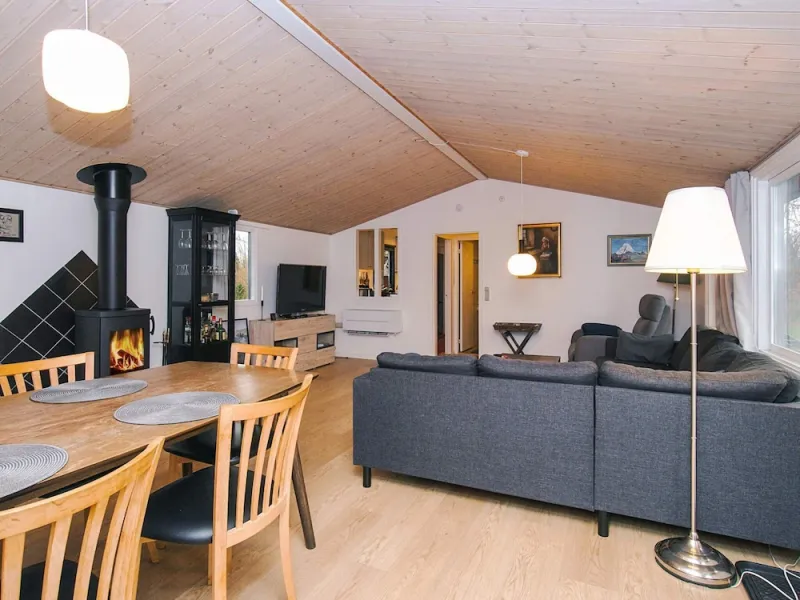 Billede 9 af 8 Person Holiday Home in Holbaek