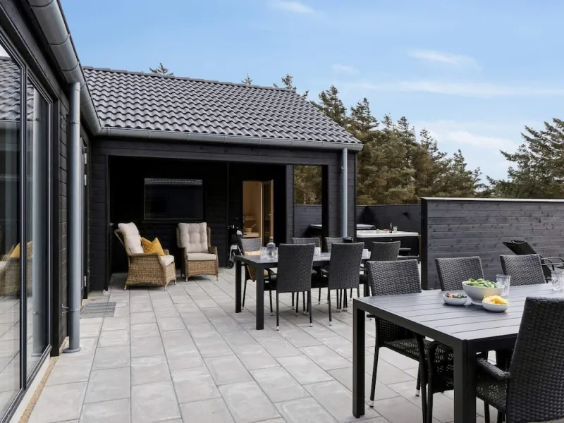Billede 37 af 5 Star Holiday Home in Lokken