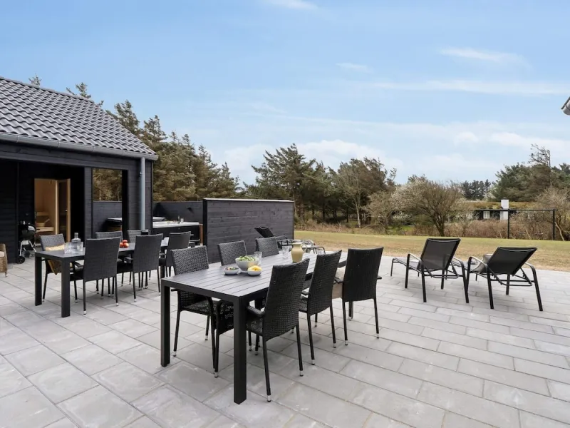 Billede 46 af 5 Star Holiday Home in Lokken