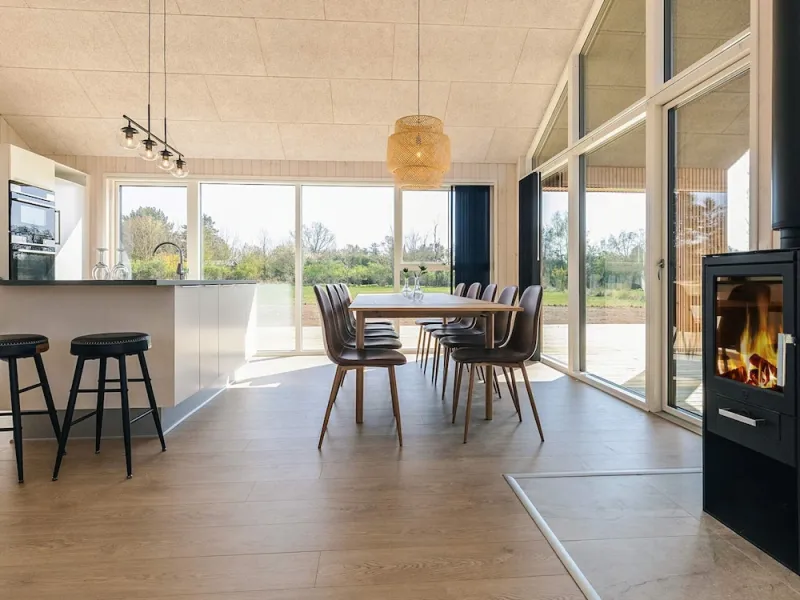 Billede 2 af 5 Star Holiday Home in Humble