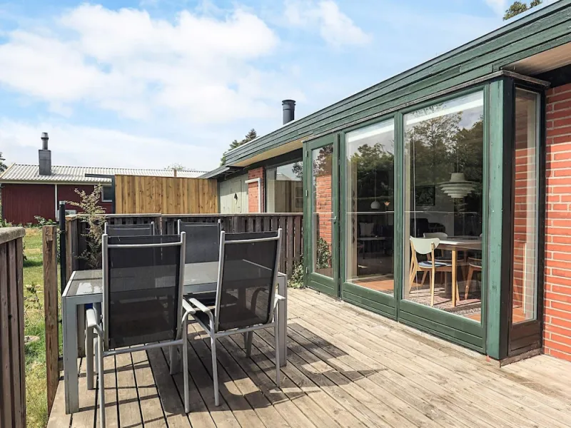 Billede 32 af 5 Person Holiday Home in Lokken
