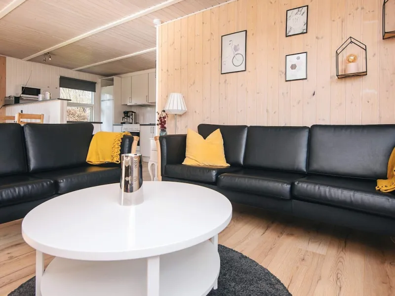 Billede 6 af 6 Person Holiday Home in Ansager