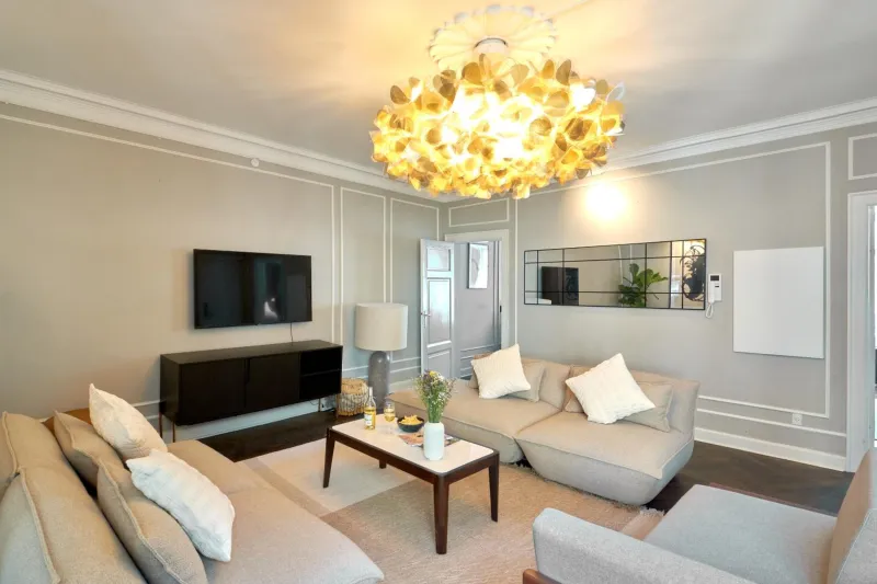 Large 4 bedroom with Balcony & Bathtub in CPH City