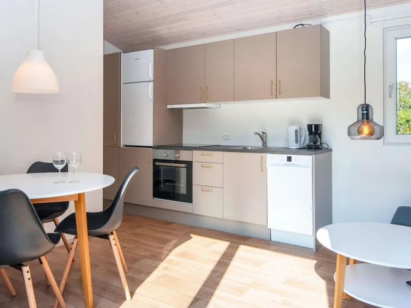 Billede 3 af 6 Person Holiday Park Home in Aabenraa
